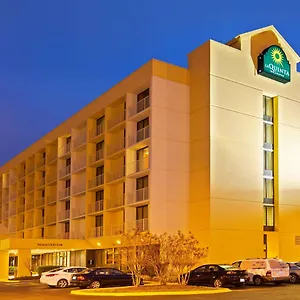 La Quinta By Wyndham Airport/opryland Hotel Nashville