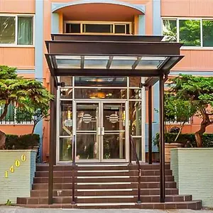 elektra-hillside-flat.seattlehotelsites.com/